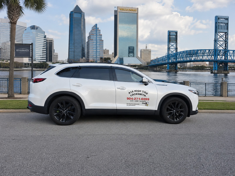 image of A1A Hightide Locksmith Service Vehicle